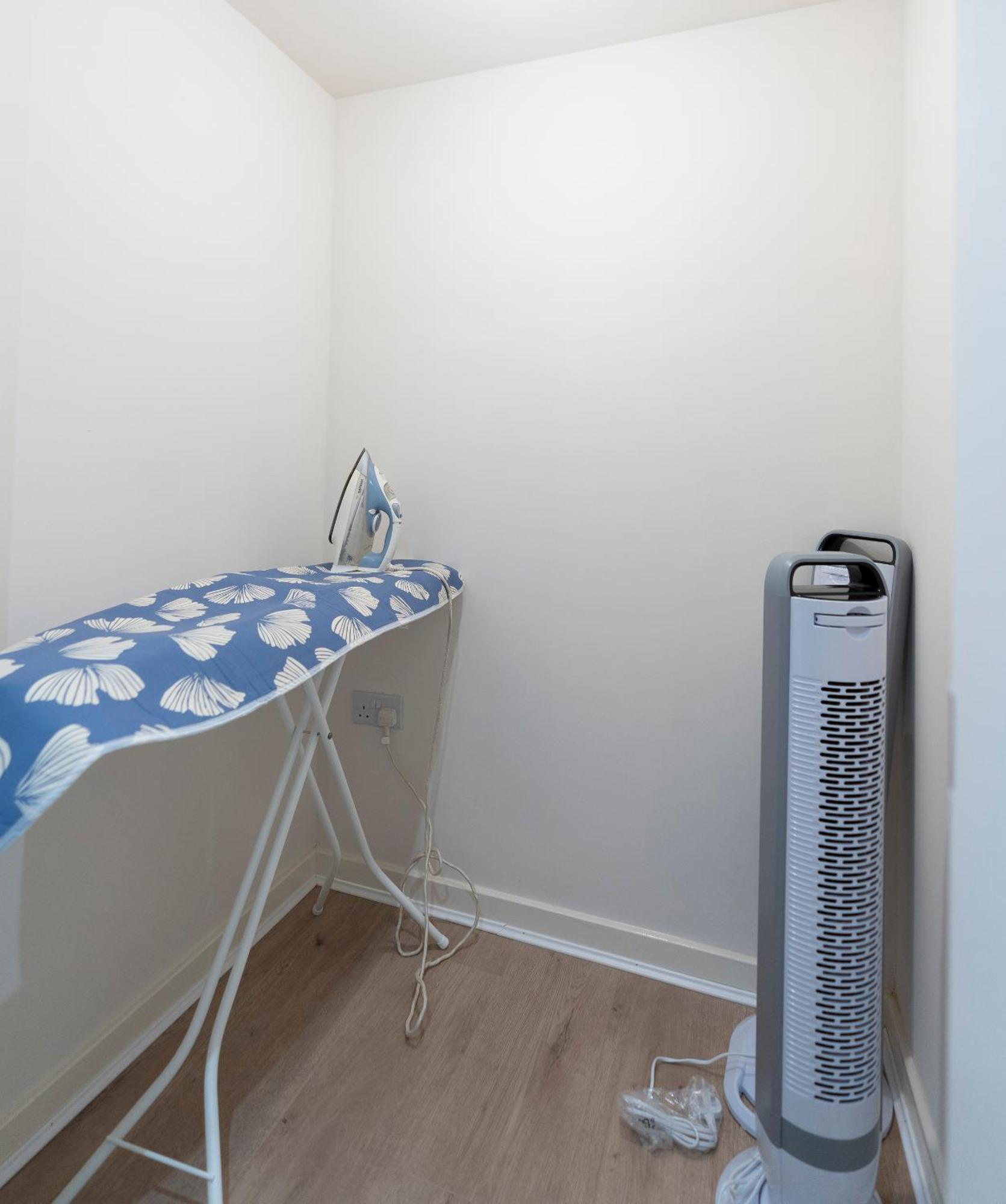Luxury Ground Floor 2 Bedroom Apartment Free Wifi & Parking Sheffield Exterior photo