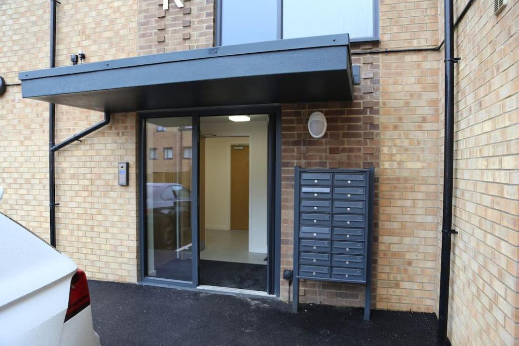 Luxury Ground Floor 2 Bedroom Apartment Free Wifi & Parking Sheffield Exterior photo